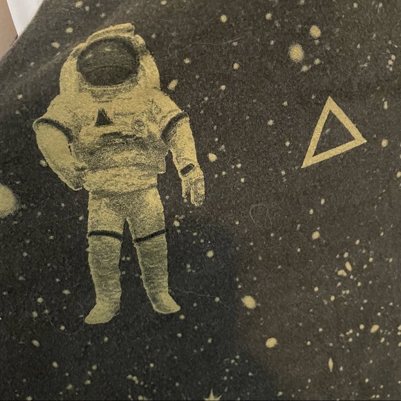 Space Tank - Picture 2 of 6